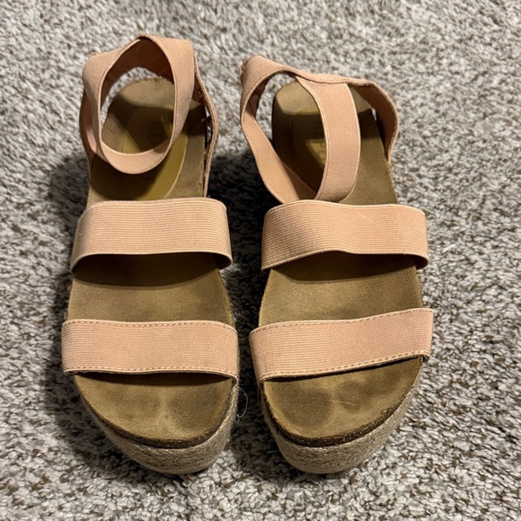Women's Pinkish tan Sandals - Picture 3 of 4